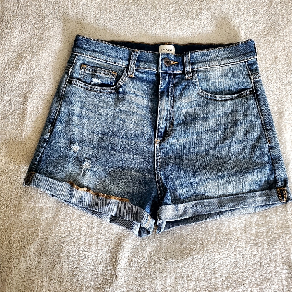 Sneak Peek Cuffed Jean Shorts Summer‎ Fun Casual